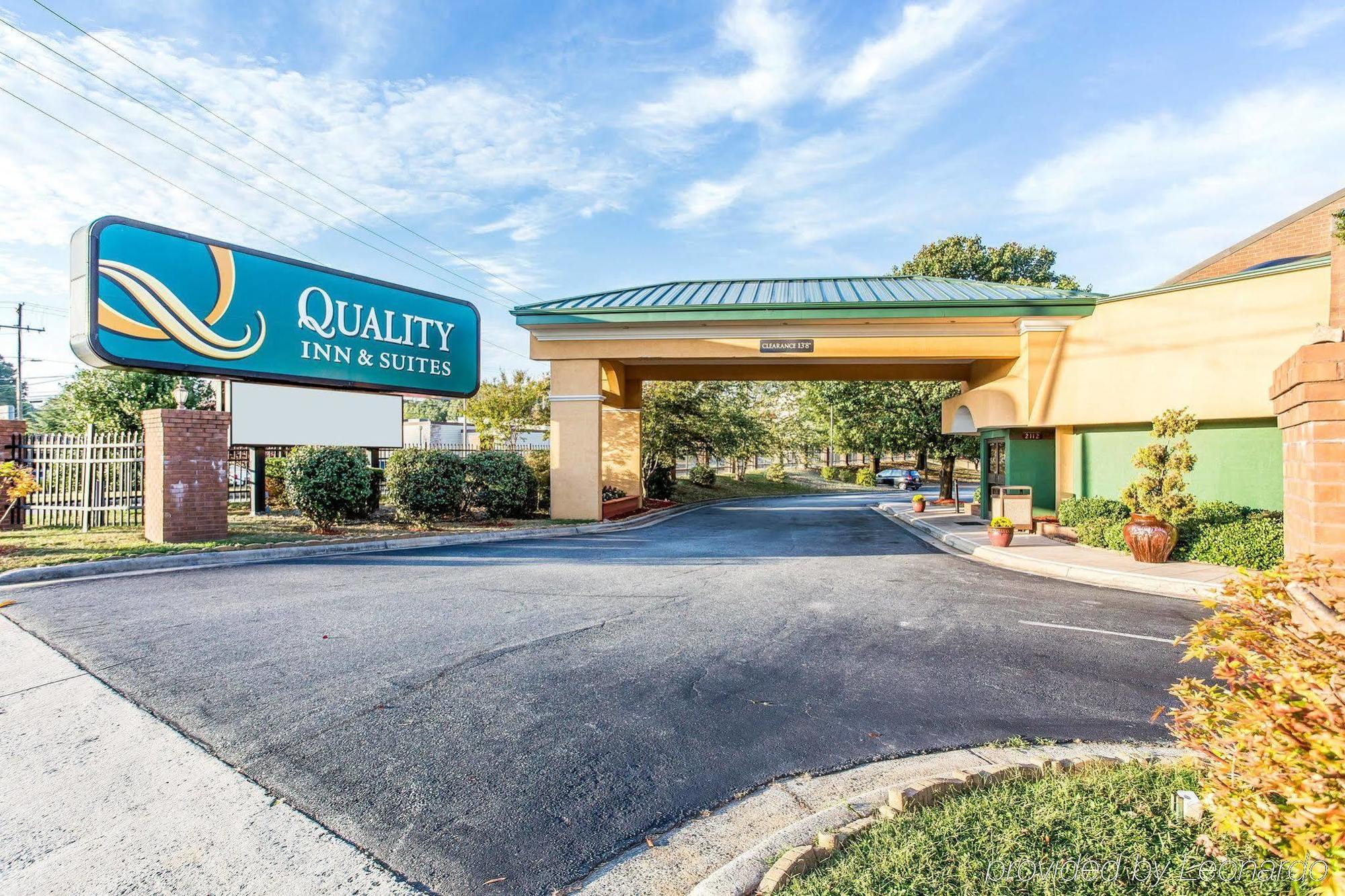 Quality Inn & Suites Coliseum Greensboro Kültér fotó